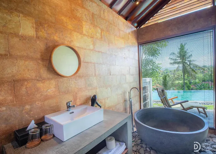 Tumbu Retreat