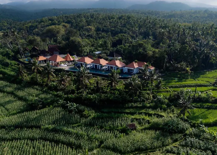Tumbu Retreat Villa *